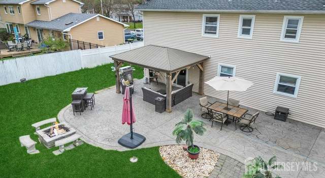 Photo of 15 Benet Dr, Morganville, NJ 07751