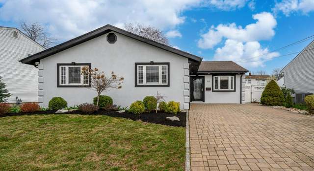 Photo of 98 Roosevelt Ave, Colonia, NJ 07067