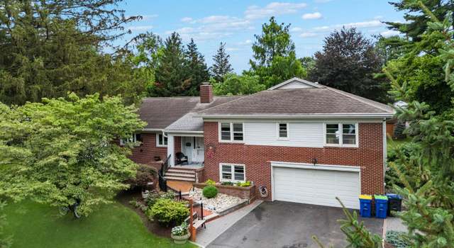 Photo of 180 Farm Ln, Bound Brook, NJ 08805