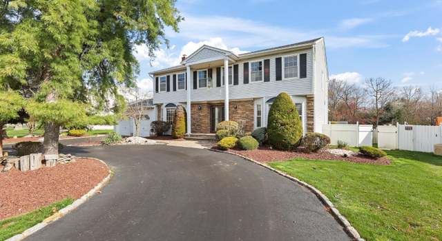 Photo of 56 Ivanhoe Dr, Manalapan, NJ 07726