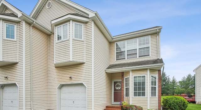 Photo of 38 E Burgess Dr, Piscataway, NJ 08854