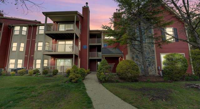 Photo of 79 Crosspointe Dr, East Brunswick, NJ 08816