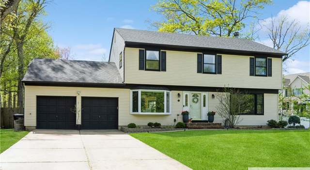 Photo of 3 Alexander Rd, East Brunswick, NJ 08816