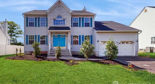 Photo of 46 Carriage Dr, Piscataway, NJ 08854