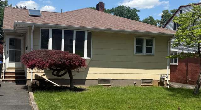 Photo of 119 Burnett St, Edison, NJ 08817