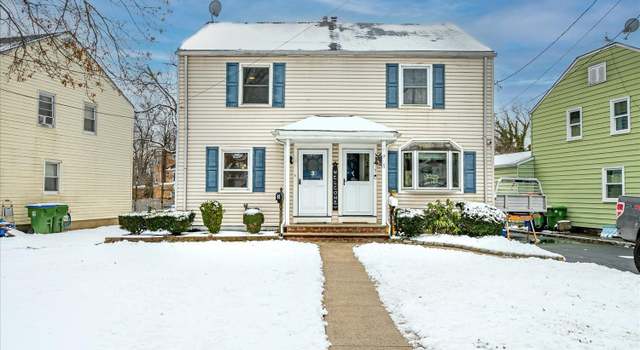 Photo of 3 Macarthur Dr, Edison, NJ 08837