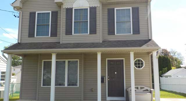 Photo of 4 Walnut St, North Brunswick, NJ 08902