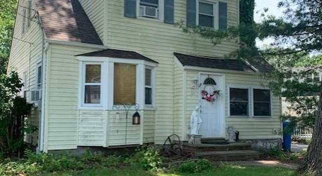 Photo of 147 Warwick St, Iselin, NJ 08830