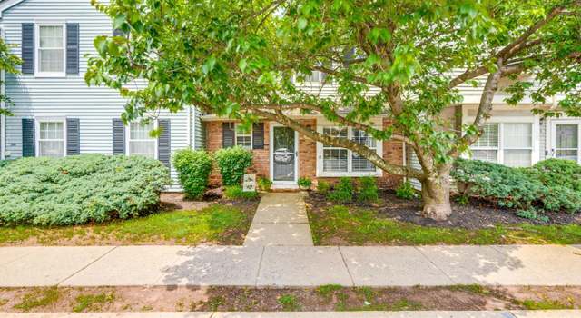 Photo of 362 Aldeburgh Ave, Franklin Twsp, NJ 08873