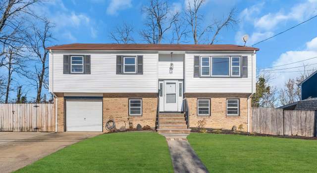 Photo of 14 Ridgeview Rd, Jamesburg, NJ 08831