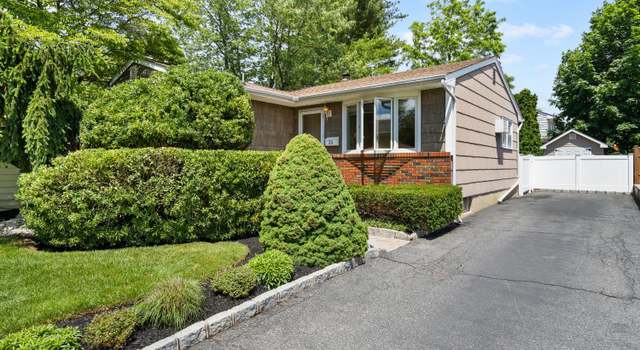 Photo of 25 Suydam Ave, Edison, NJ 08817