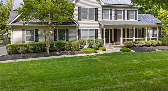 Photo of 8 Ruedeman Dr, Plainsboro, NJ 08536