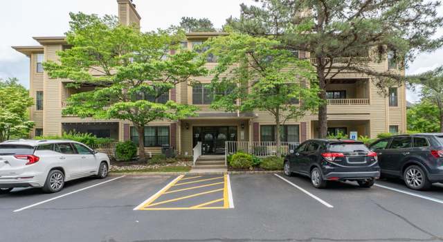 Photo of 2708 Ridgefield Ct, Helmetta, NJ 08828