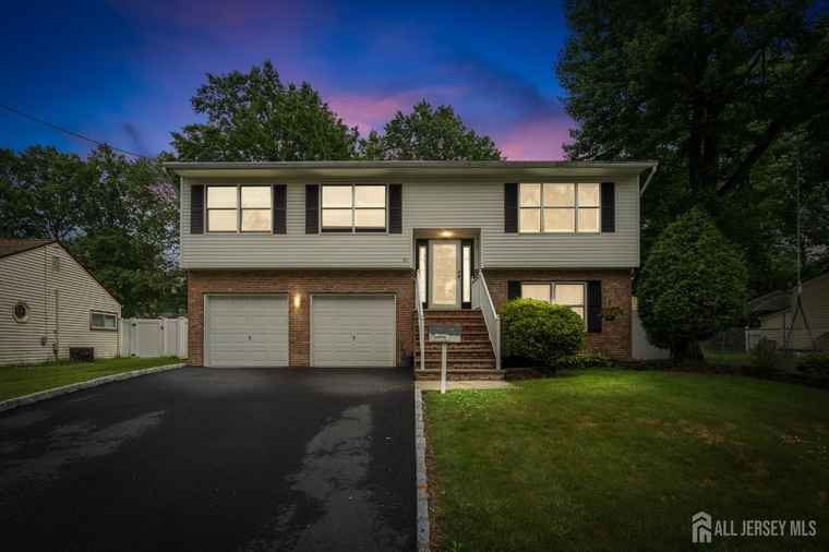 Photo of 45 Kenmore Rd Edison, NJ 08817