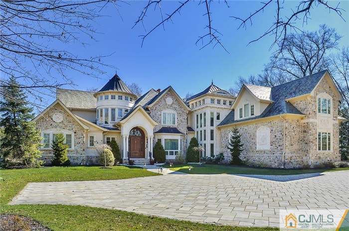 20 Woods Ln Colonia NJ 07067 MLS 1713947 Redfin