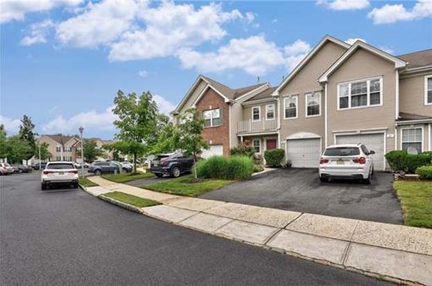 99 Windsong Cir 5 East Brunswick Nj 08816 Mls 1924282 Redfin