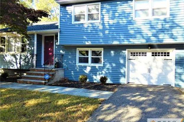 41 W Hanover Ave Morris Plains Nj 07950 3 Beds 2 Baths