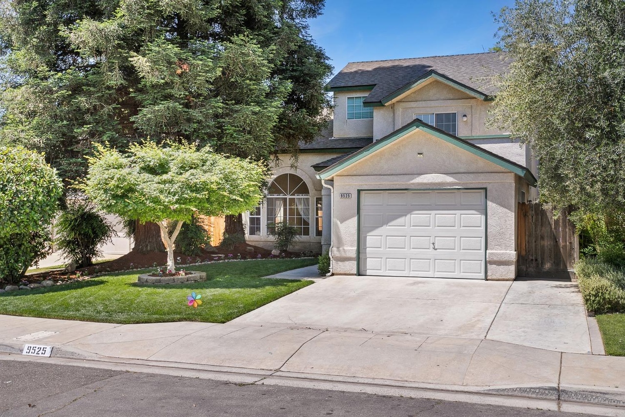 9525 N Archie Ave, Fresno, CA 93720