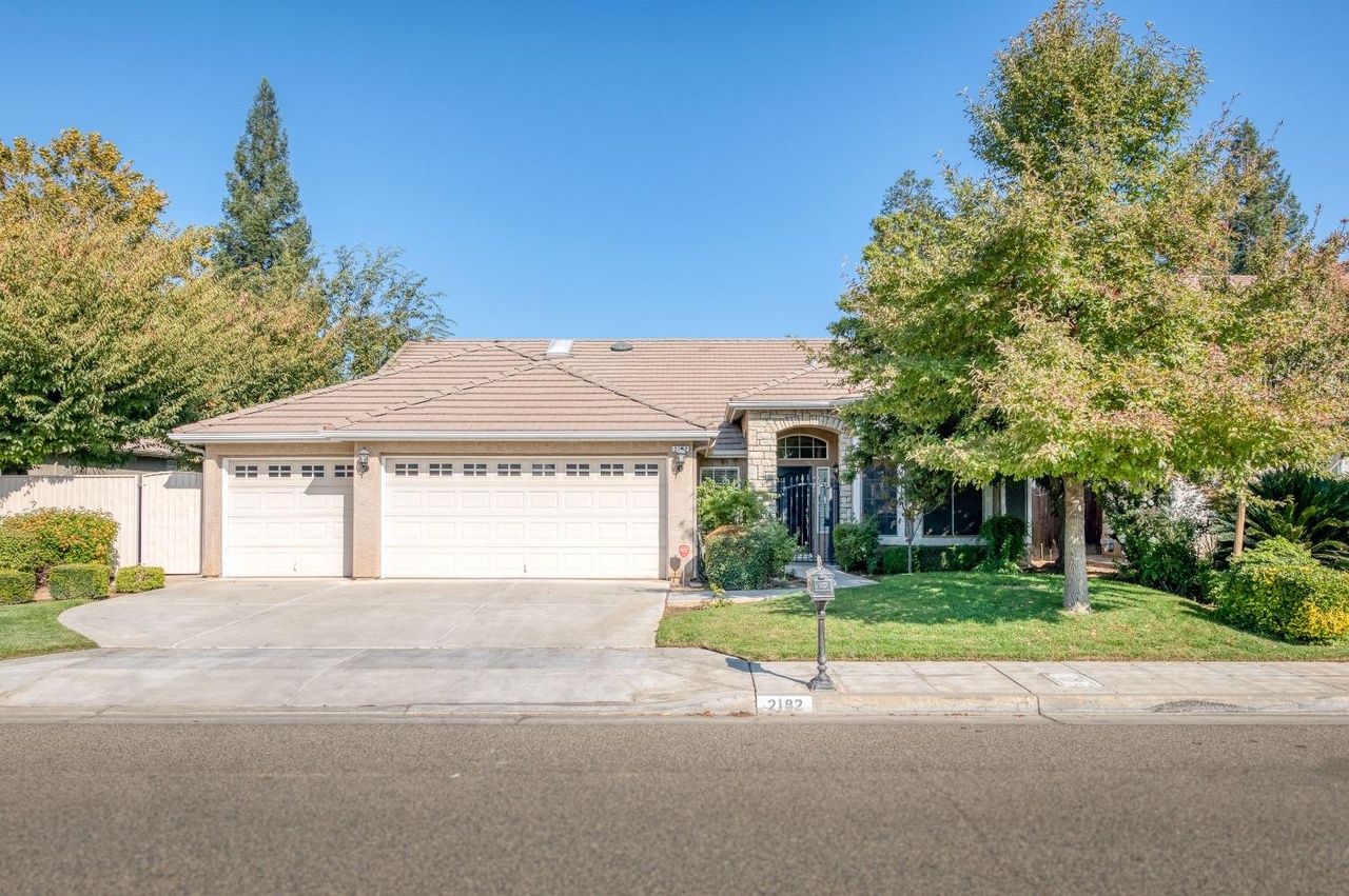 2182 W Atlanta Ave, Fresno, CA 93711 | MLS# 603896 | Redfin