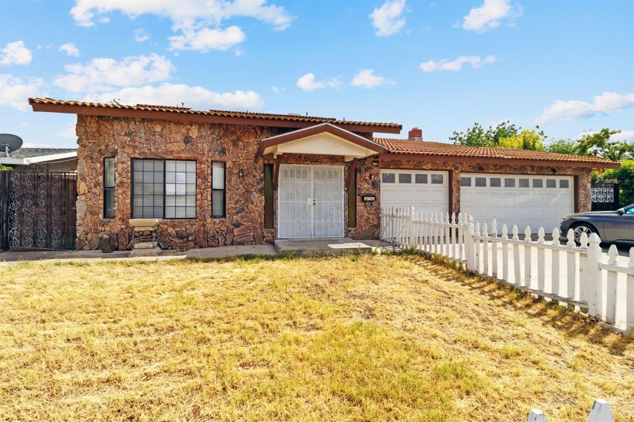 2238 E Gettysburg Ave, Fresno, CA 93726 MLS 542912 Redfin