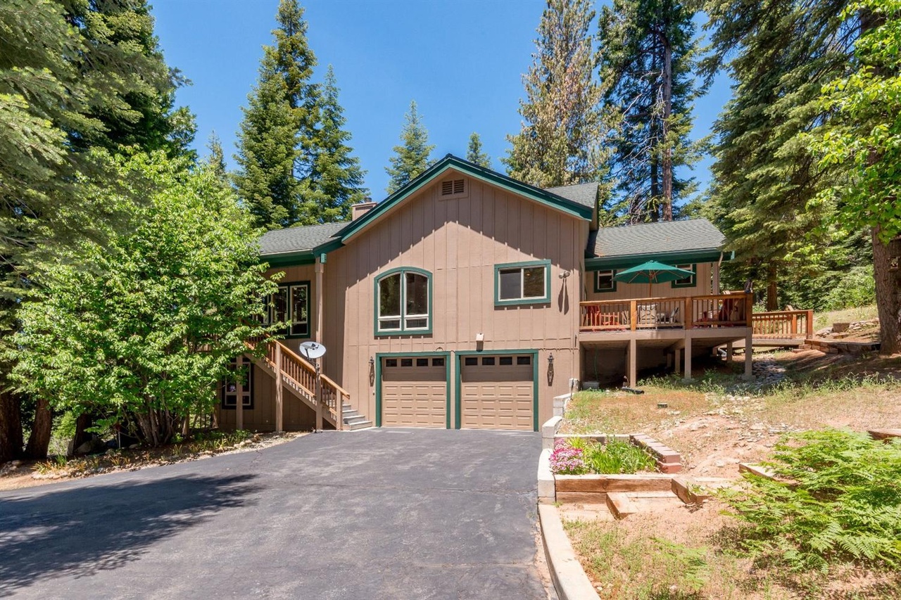 39893 Woody Ln, Shaver Lake, CA 93664 | MLS# 465927 | Redfin