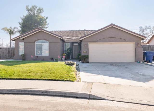 Property at 701 W Redwood St, Hanford, CA 93230, 3 beds, 2 baths