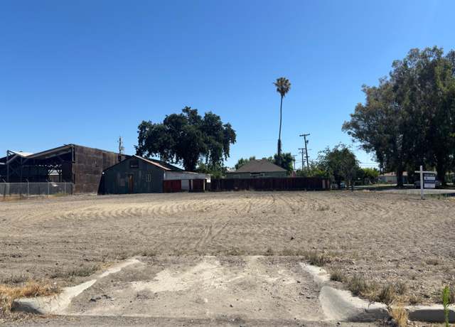 Property at 1 Juanche Ave, Tranquillity, CA 93668