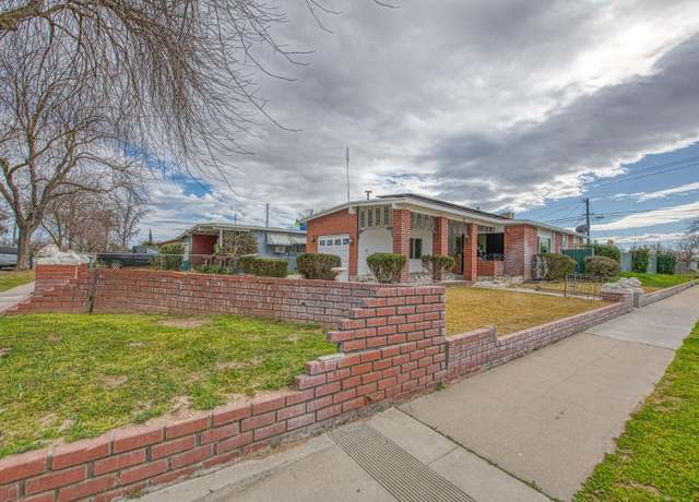 Property at 255 W Hawes Ave, Fresno, CA 93706, 3 beds, 1 bath