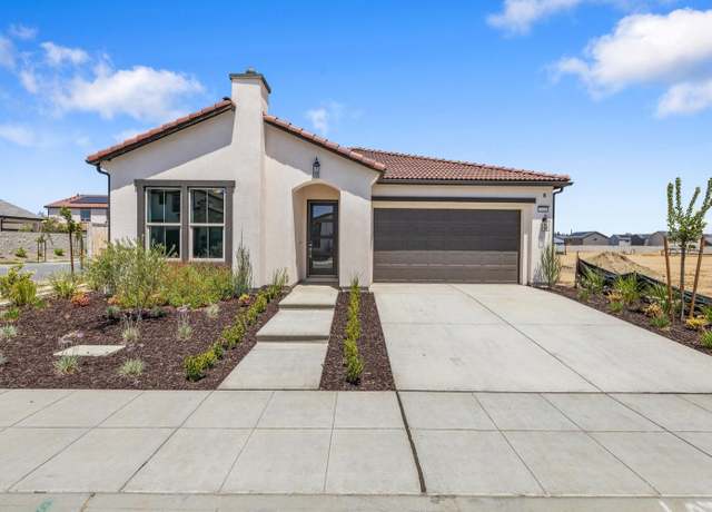 Property at 7220 W Holland Ave, Fresno, CA 93723, 3 beds, 2.5 baths
