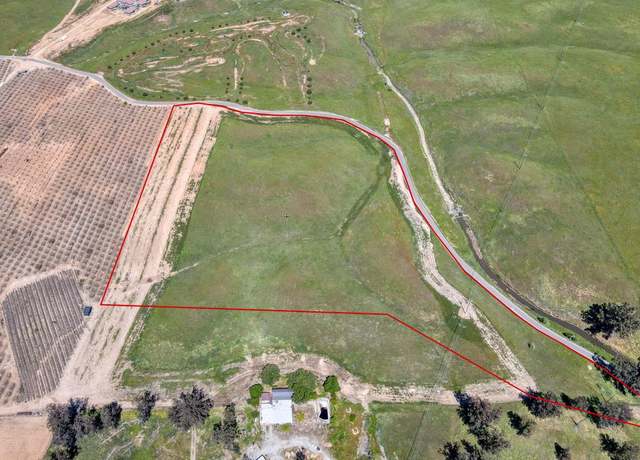 Property at 12877 N Auberry Rd, Clovis, CA 93619