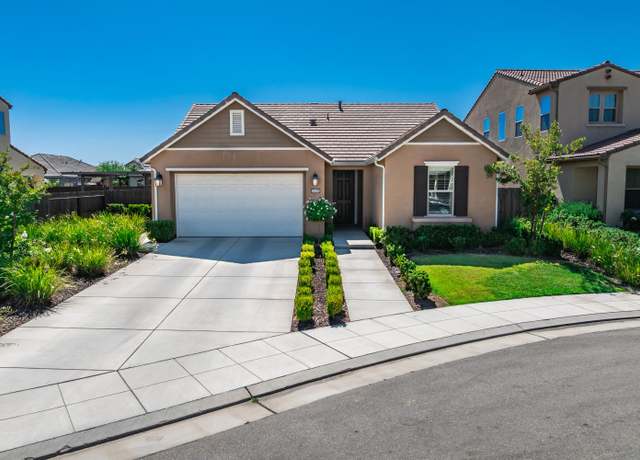 Property at 3430 Hermosa Ave, Clovis, CA 93619, 3 beds, 2.25 baths
