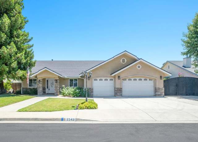 Property at 2142 Austin Ave, Clovis, CA 93611, 3 beds, 2 baths