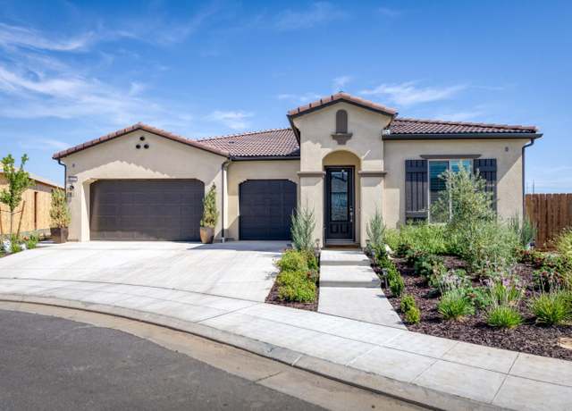 Property at 6375 E Millie Dr, Fresno, CA 93727, 3 beds, 2.5 baths