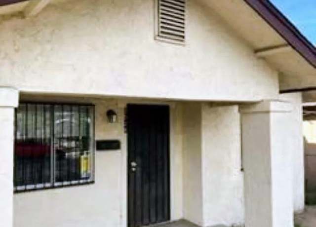 Property at 2524 E Grant Ave, Fresno, CA 93701, 2 beds, 1 bath