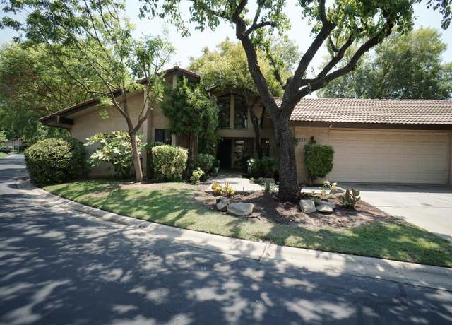 Property at 5513 N El Adobe Dr, Fresno, CA 93711, 2 beds, 1.75 baths