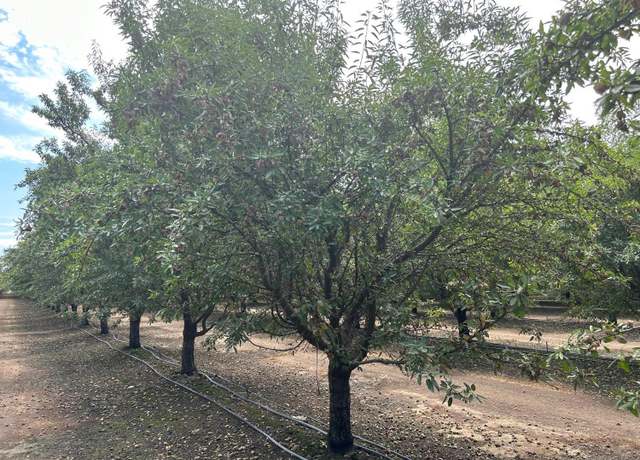 Property at 14487 Road 20 1/2, Madera, CA 93637, 2 beds, 2 baths