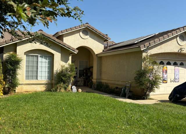 Property at 1089 Tuolumne St, Parlier, CA 93648, 3 beds, 2 baths