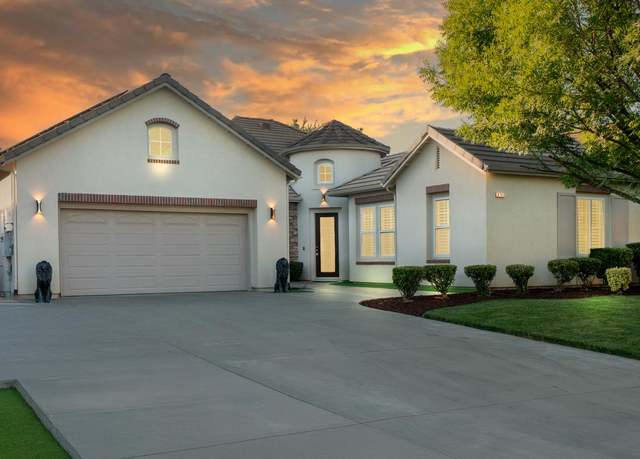 Property at 4183 N Bodega Bay Rd, Clovis, CA 93619, 4 beds, 4 baths