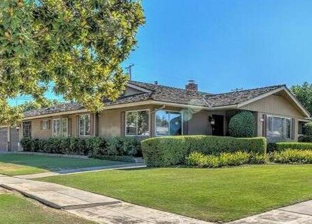 Property at 709 W Alamos Ave, Fresno, CA 93705, 3 beds, 2.5 baths