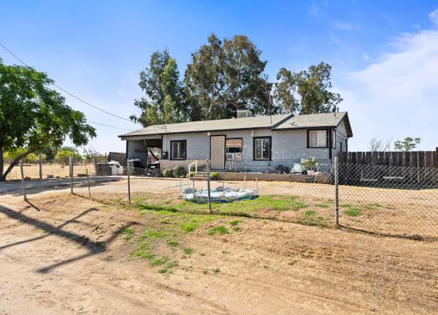 Property at 27594 Avenue 16, Madera, CA 93638, 3 beds, 1 bath