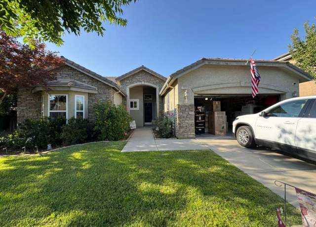 Property at 2925 Keats Ave, Clovis, CA 93611, 3 beds, 2 baths