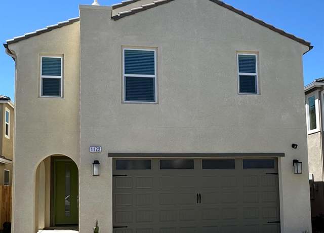 Property at 1122 Elevations Way W, Madera, CA 93636, 3 beds, 2.5 baths