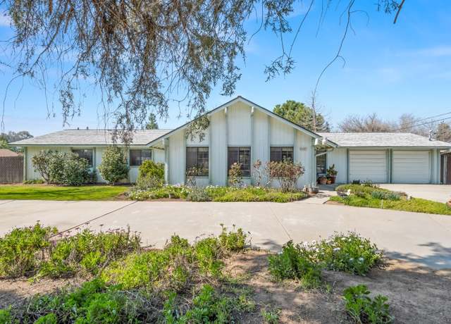 Property at 11952 Trieste Dr, Madera, CA 93636, 3 beds, 2 baths
