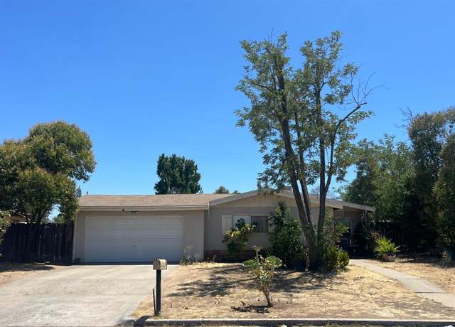 Property at 131 E Mesa Ave, Fresno, CA 93710, 3 beds, 1.75 baths