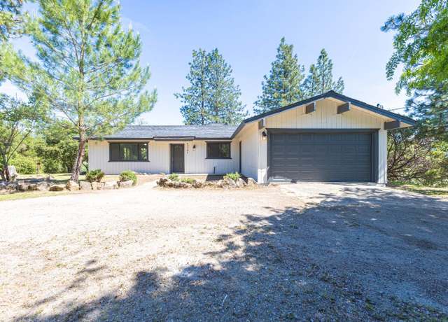 Property at 45701 Pine River Rd, Ahwahnee, CA 93601, 2 beds, 2 baths