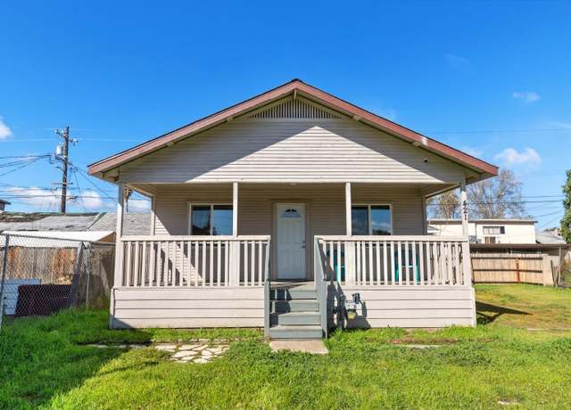 Property at 421 N Diana St, Fresno, CA 93701, 2 beds, 1 bath