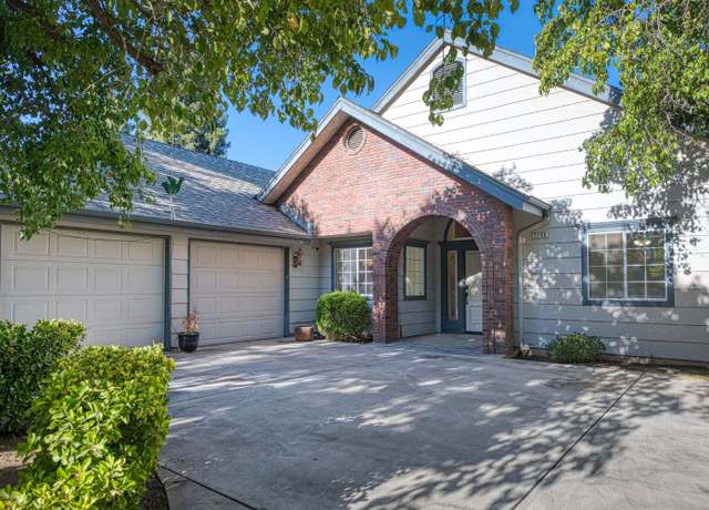 Property at 7258 N Channing Way, Fresno, CA 93711, 4 beds, 3 baths