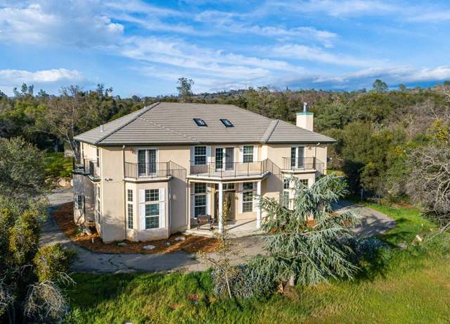Property at 46103 Safari World Dr, Coarsegold, CA 93614, 6 beds, 7 baths