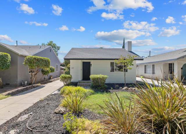 Property at 2119 N Adoline Ave, Fresno, CA 93705, 3 beds, 2 baths