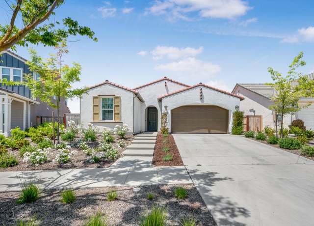 Property at 4494 Little Canyon Dr, Madera, CA 93636, 3 beds, 2 baths
